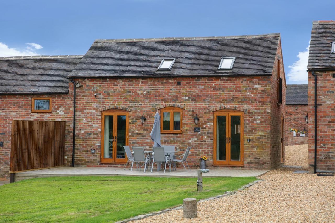 Hastings Retreat Rural Barn Conversions With Private Lake Ashby-de-la-Zouch Exterior photo